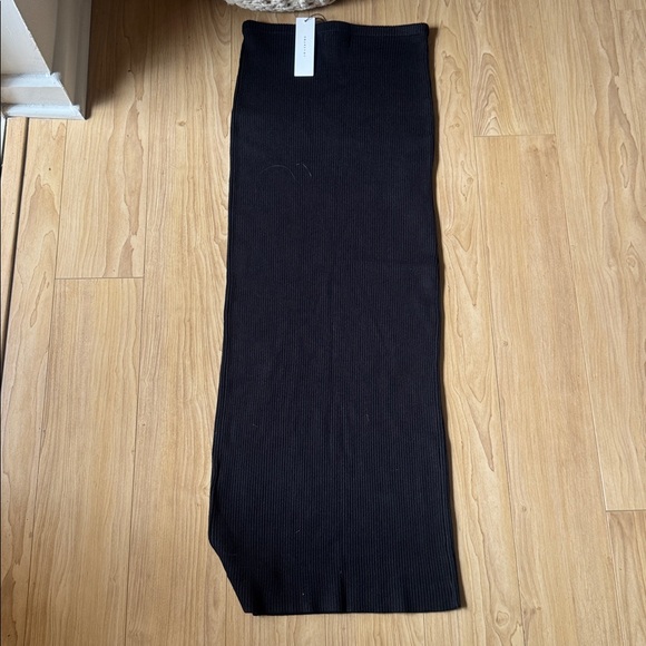 THE LUXE KNIT MIDI SKIRT / ONYX - Picture 5 of 5